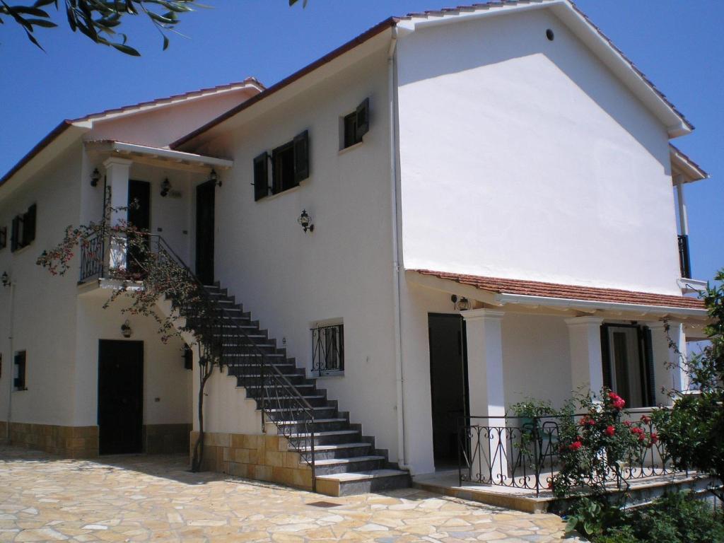 Villa Elli Panoramic View Ipsos Exterior photo